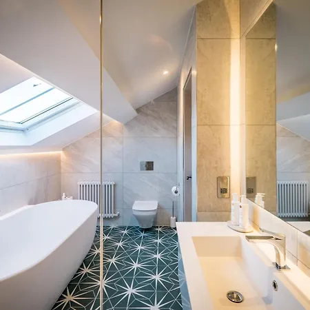 Hollybush Barn At The Heaning Estate Windermere